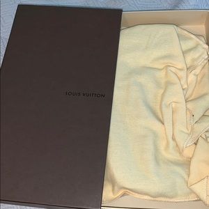 Louis Vuitton Poch NM monogram